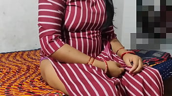 Desi Super-steamy bhabhi uber-sexy Rump hindi clean voice