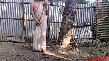 Outdoor Rip up By Local Sonali Bhabi ( Official Video By Localsex31)